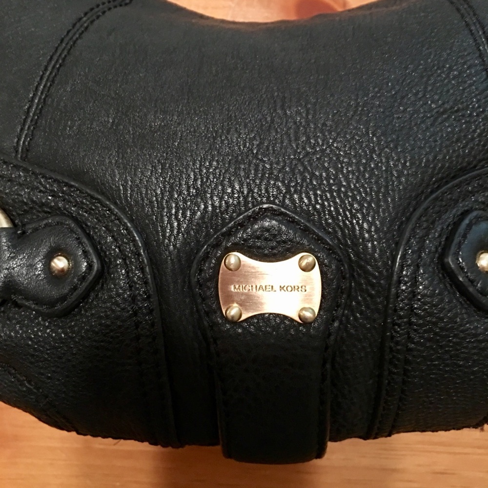 π Michael Kors π - Picture 1 of 8